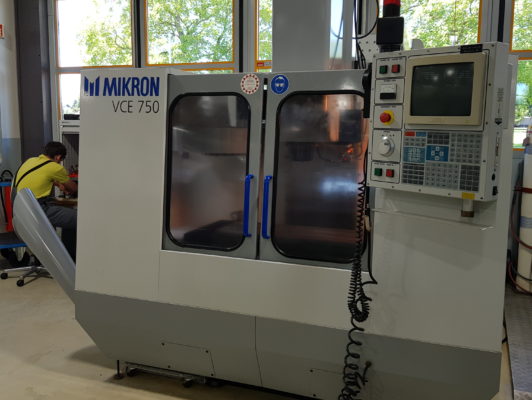 MIKRON VCE 750
