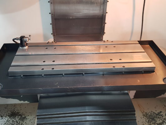 MIKRON VCE 750