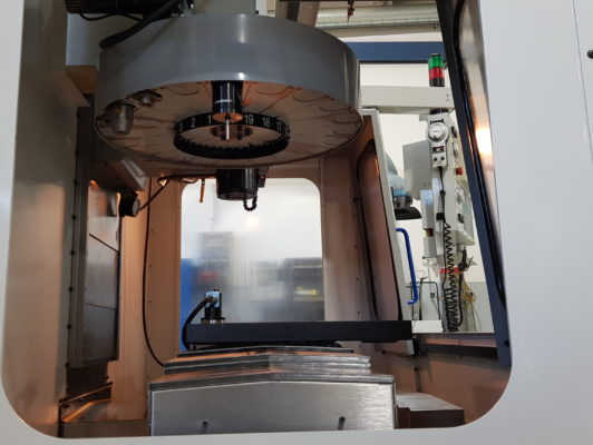 MIKRON VCE 750