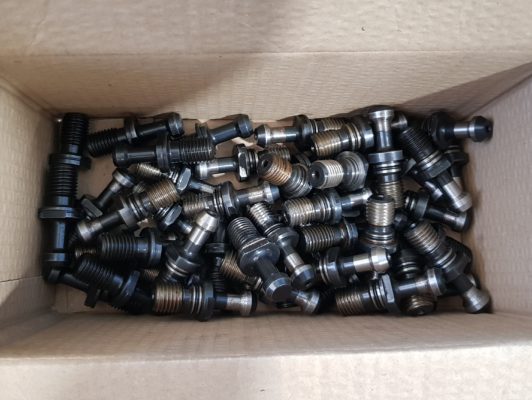 MIKRON VCE 750