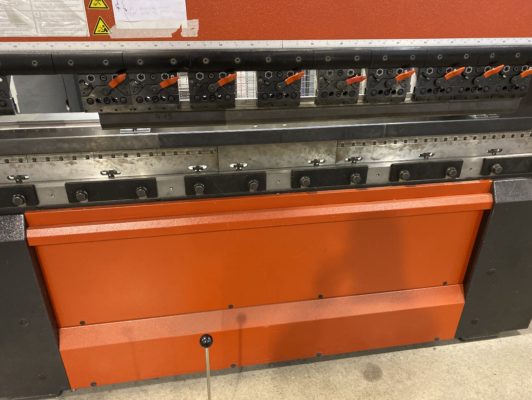 AMADA HFE-8025M2