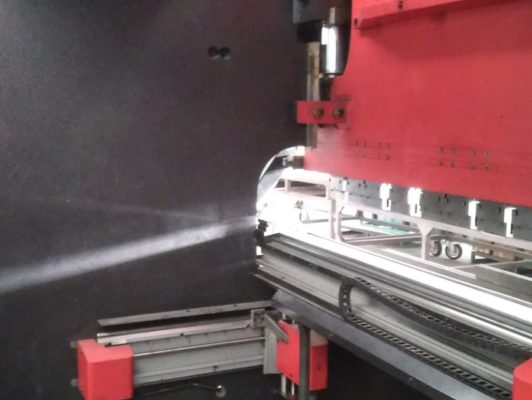 AMADA HFE 220-4L