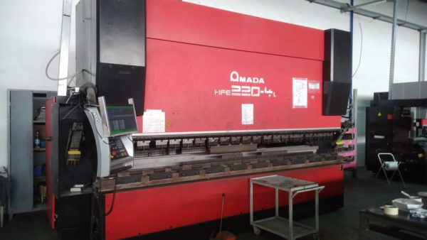 AMADA HFE 220-4L