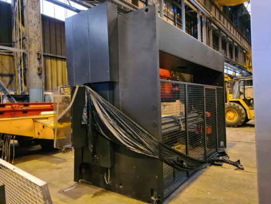 AMADA HFE 220-4L