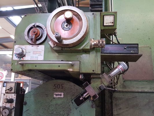CAMUT MAXI 825