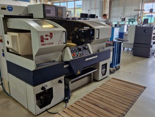 SCHAUBLIN Lathe 180