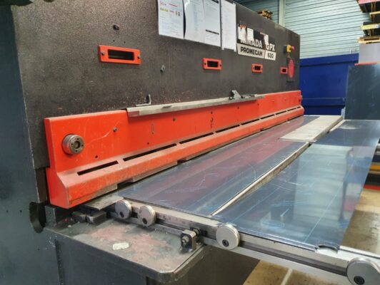 AMADA GPX 630